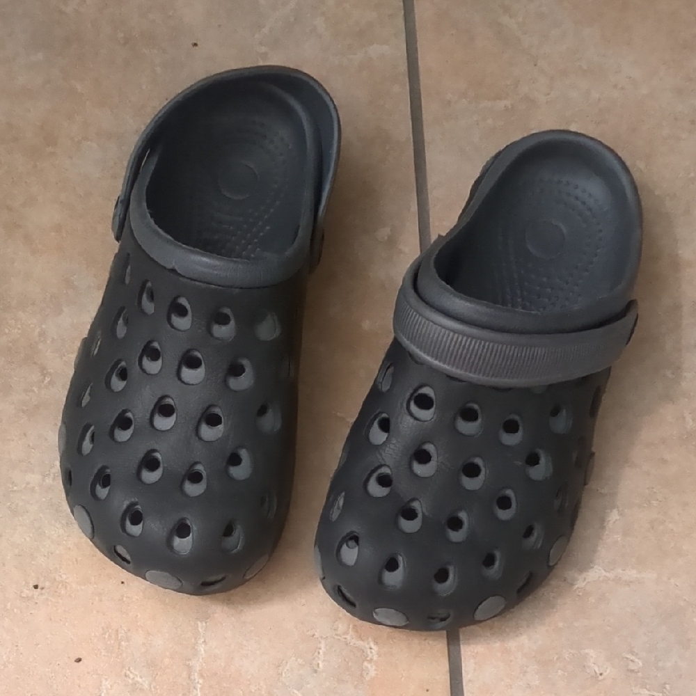 Black Slip-On Clogs